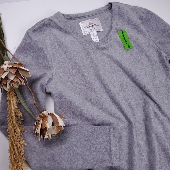 New Goodnight Kiss Fleece Sweater Sleepwear Top S - Picture 3 of 9